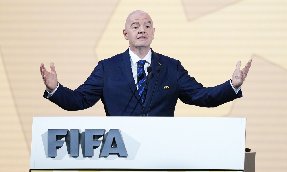 带着两位主 带着两位主